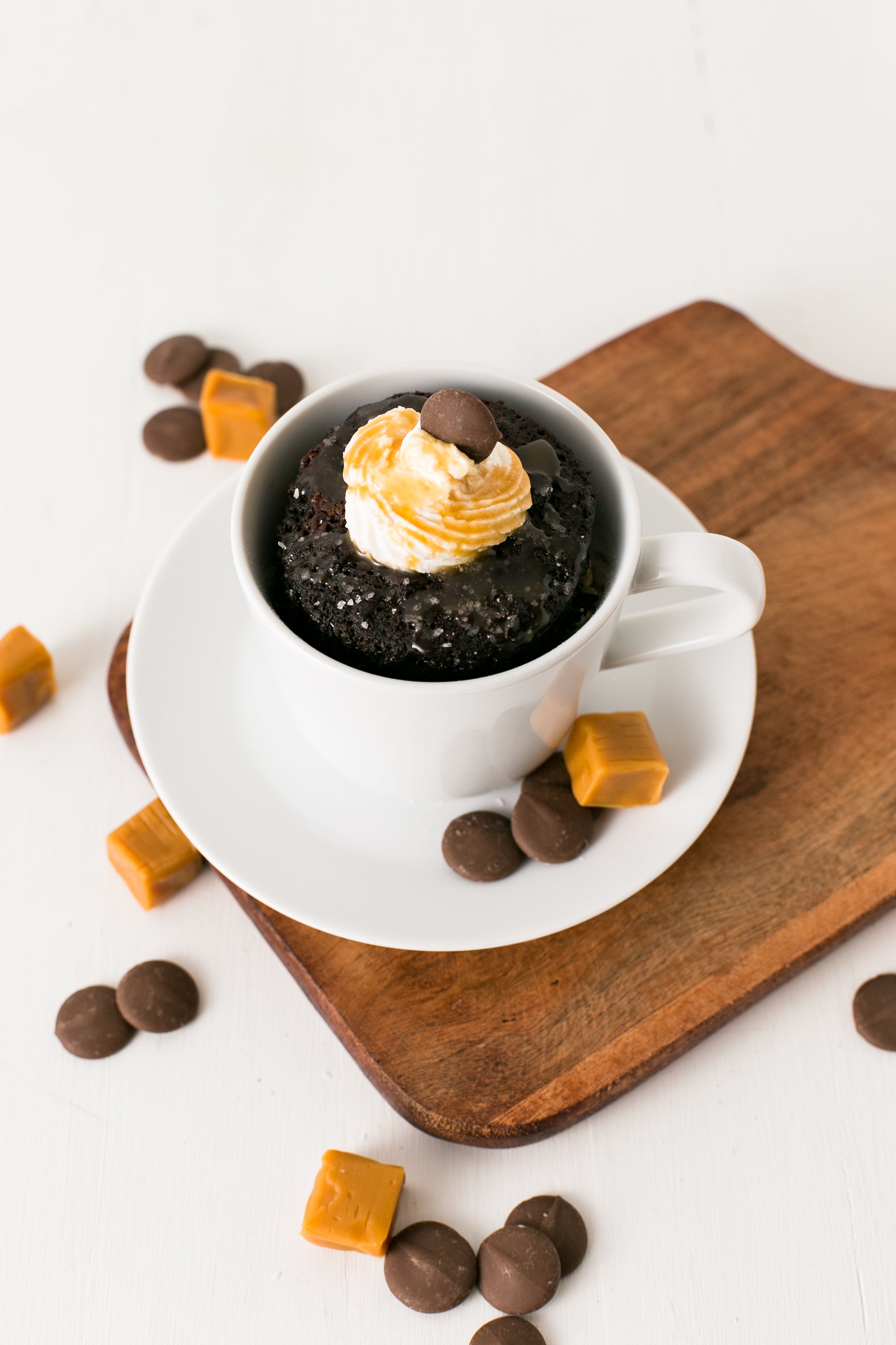 Salted Caramel Mug Cakes 